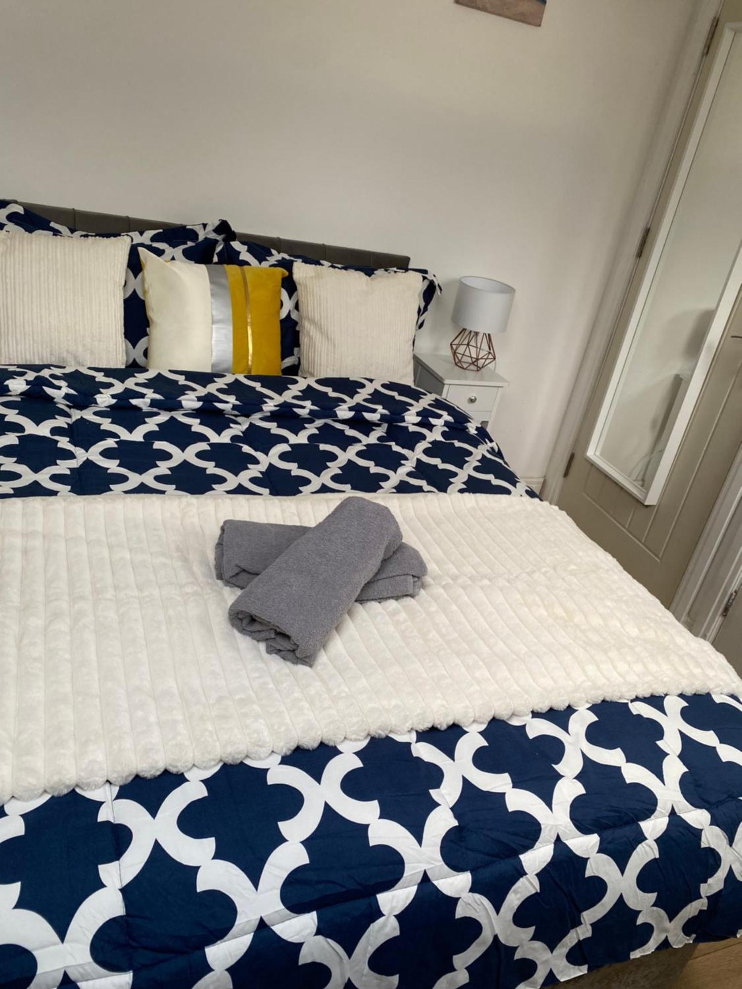 Comfy Loft Wembley Stadium 6 Minutes Away Homestay